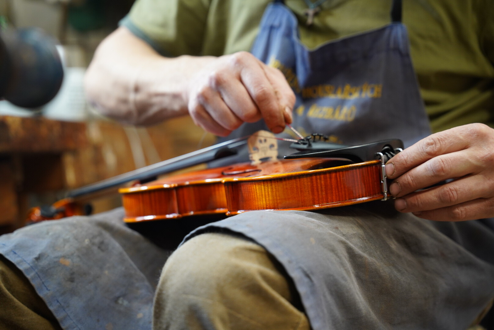 housle. Vyrobené ručně